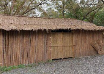 後山小調∕玉里重現阿美族茅草屋