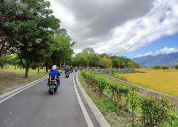 推廣低碳環保慢活微旅行 台東縣持續擴增電動機車充換電站