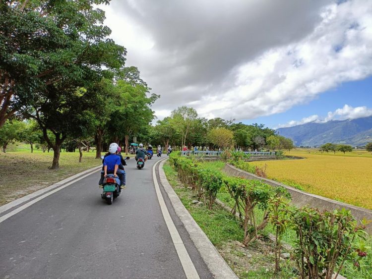 推廣低碳環保慢活微旅行 台東縣持續擴增電動機車充換電站 推廣低碳環保慢活微旅行 台東縣持續擴增電動機車充換電站