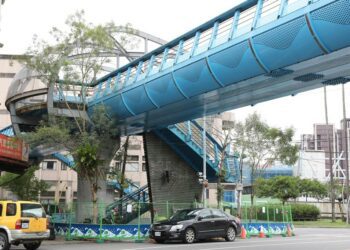 改善環境建置人行空間 南屏人行陸橋近日將拆除