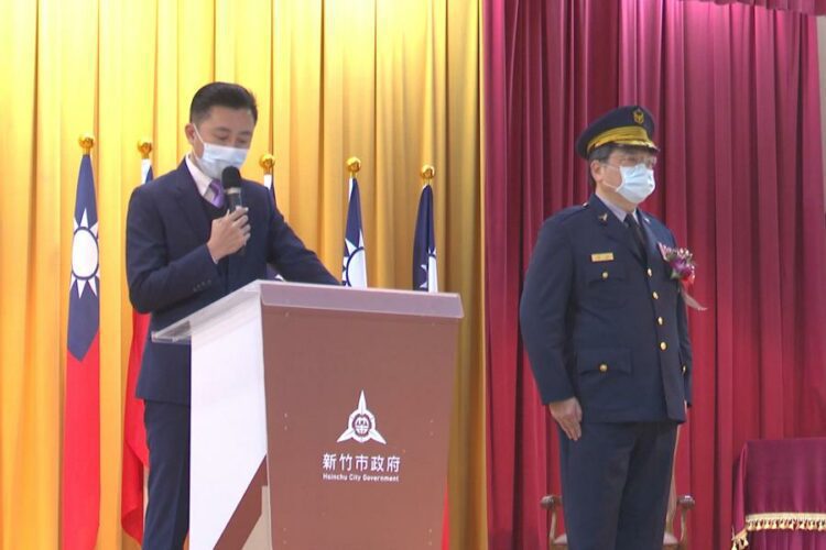新竹市警察局長交接 李安淳交棒郭士傑接任