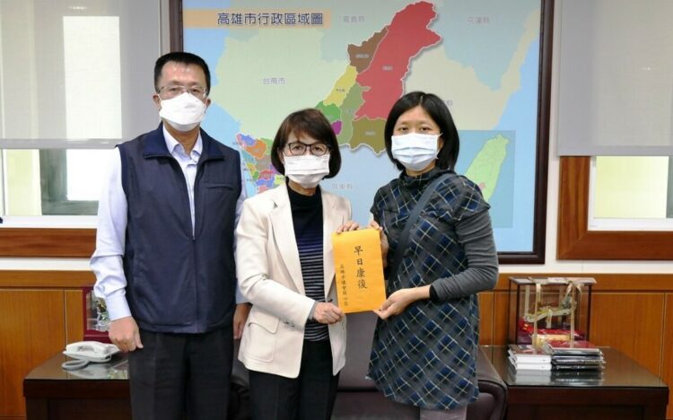 新興警分局督察組長日前因疾仍在加護病房觀察 議長曾麗燕今慰問眷屬祝早日康復