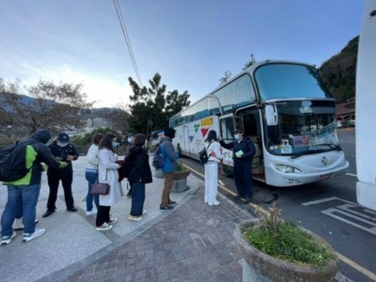 暢遊武陵賞櫻 中市預約「賞櫻專車」超方便