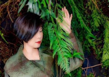 曹茵茵《逆像》激發超能量 影劇各界名人收藏 蓄積下次再出發動力