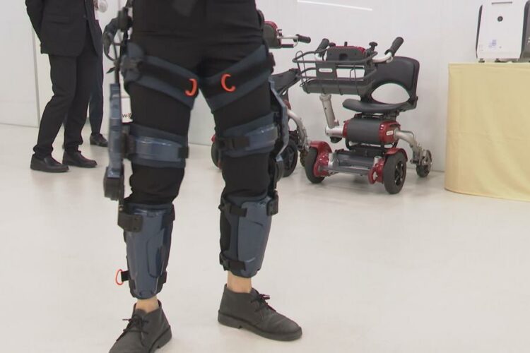 林智堅參訪緯創智慧輔具 盼科技、醫療跨界合作 林智堅參訪緯創智慧輔具 盼科技、醫療跨界合作