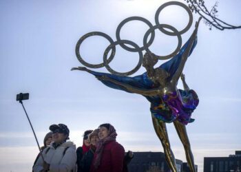 欧洲三国运动员 遭劝别带电脑手机到冬奥