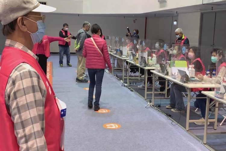 民眾隨到隨打 竹市加開三座大型疫苗施打站