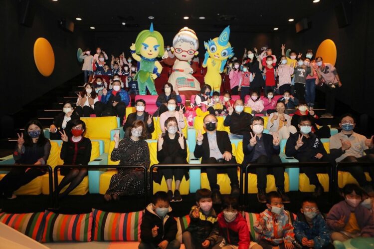 水果奶奶變動畫《妖果小學》 公視攜手高市府邀學童看首映 水果奶奶變動畫《妖果小學》 公視攜手高市府邀學童看首映