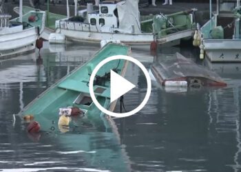 汤加火山喷发致潮位上升 日本多艘渔船倾覆