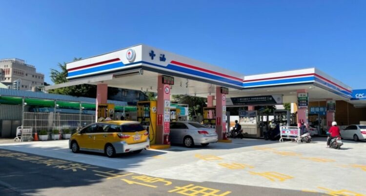 油價平穩雙機制啟動 1/17起 汽油調漲0.6元、柴油不調整 油價平穩雙機制啟動 1/17起 汽油調漲0.6元、柴油不調整