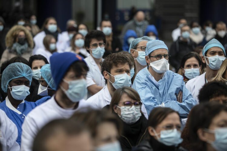 法英放宽防疫措施 奥地利强制成人接种疫苗 法英放宽防疫措施 奥地利强制成人接种疫苗