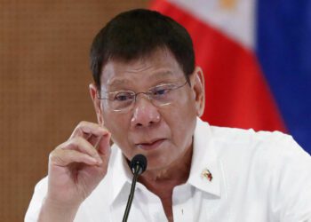 王毅促菲新领导人 继续杜特蒂亲华路线