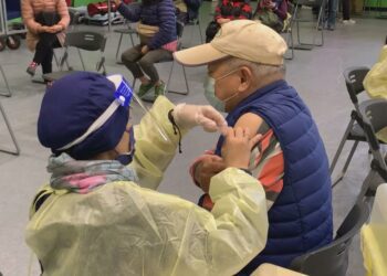 確診個案到購物中心用餐 目前採檢全陰性