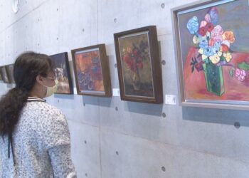 竹縣優秀畫家許賓香 率71位學生聯展「春之頌」