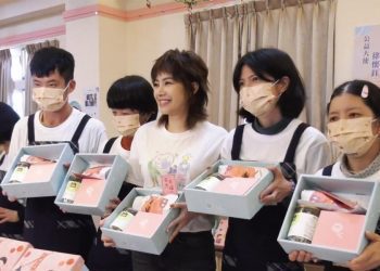 給憨兒一份支持 憨樂公益禮盒義賣