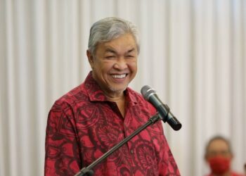 罪成或无罪释放？ 阿末扎希挪用资金案明下判