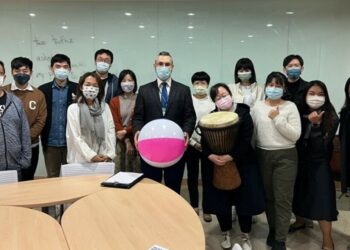 義守大學散播教育種子 舉辦高中雙語師資EMI培力工作坊