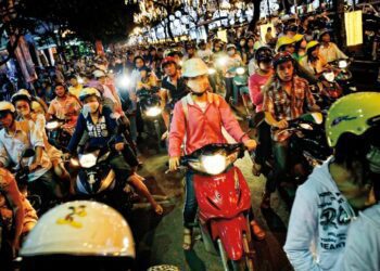 老龄化社会提前到来 越南公积金制度面对挑战