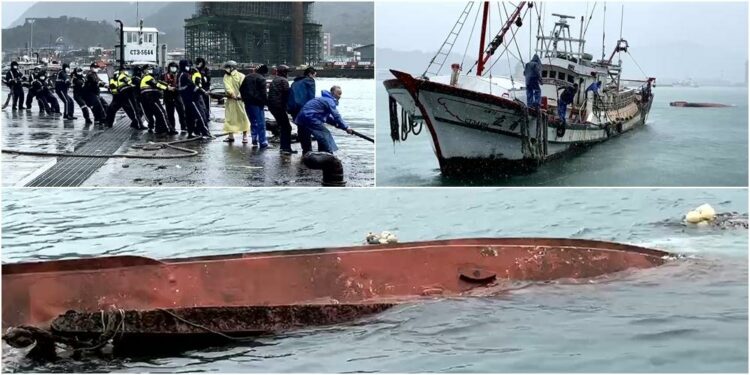 蘇澳南堤傳海難 漁船遭浪打翻 2人獲救 蘇澳南堤傳海難 漁船遭浪打翻 2人獲救