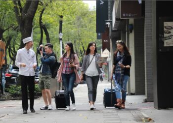 虎虎生威 在城市裡微旅行賞美食