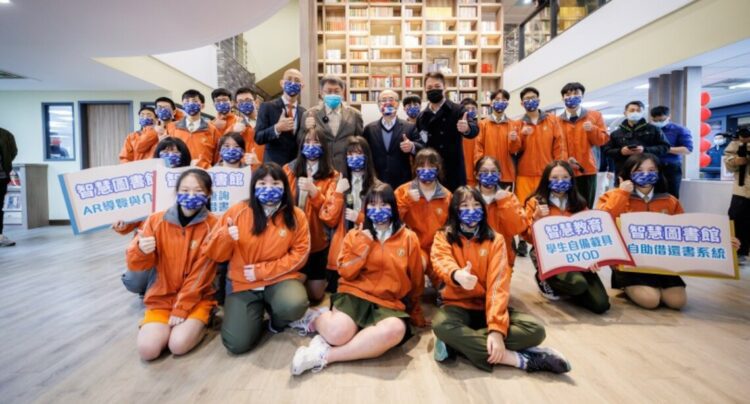 見證智慧校園4.0成果 柯文哲：改變國家從改變教育做起 校園數位轉型勢在必行