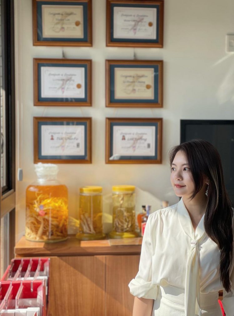 許氏花旗參台灣接班人林芷瑄 小資女靈性學 許氏花旗參台灣接班人林芷瑄 小資女靈性學