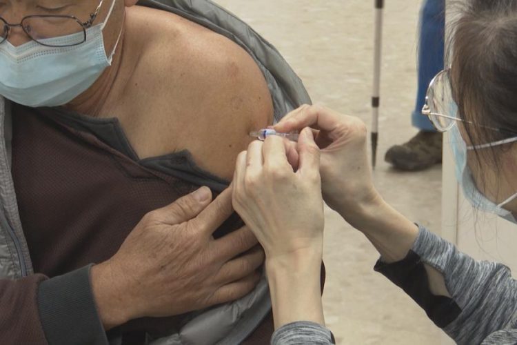 近8千劑公費流感疫苗 竹縣82合約院所全民開打