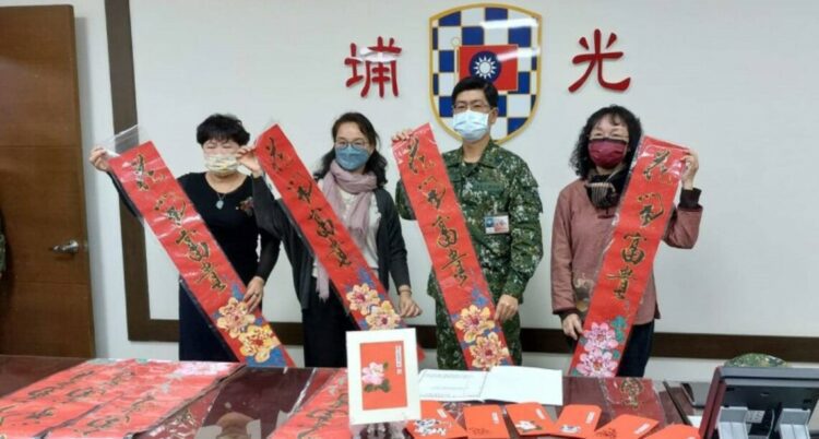 高雄藝術家新春揮毫 333旅充滿年節喜氣 高雄藝術家新春揮毫 333旅充滿年節喜氣