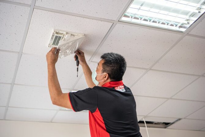 台灣三菱電機捐贈百萬空清循環扇 攜手高市社會局共同防疫