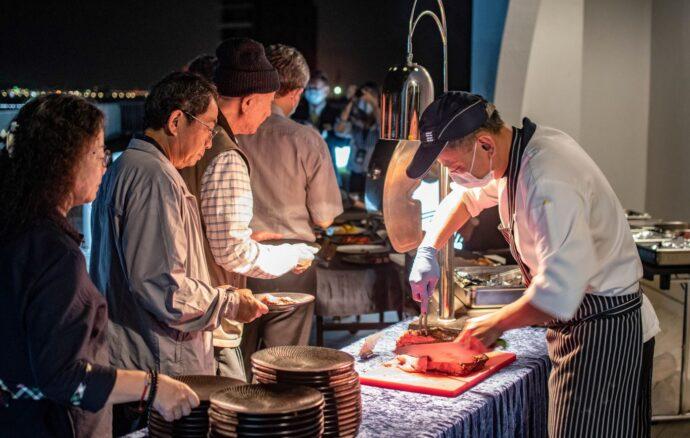 呼朋引伴一起來將捷樂享荷蘭季 望高BBQ假期饗宴四人同行一人免費