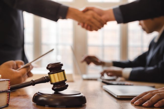 專業合法的律師事務所該如何挑選？台南律師：三分鐘教你如何分辨！