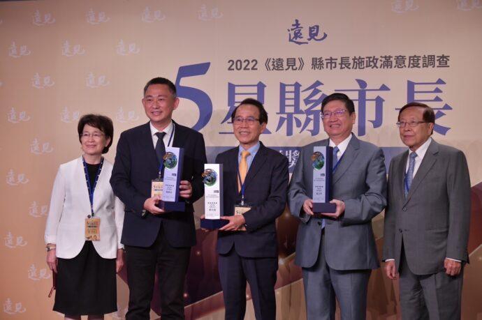 金門縣長楊鎮浯施政滿意度獲「最佳進步獎」，繼續朝「有序發展 永續金門」施政方向努力
