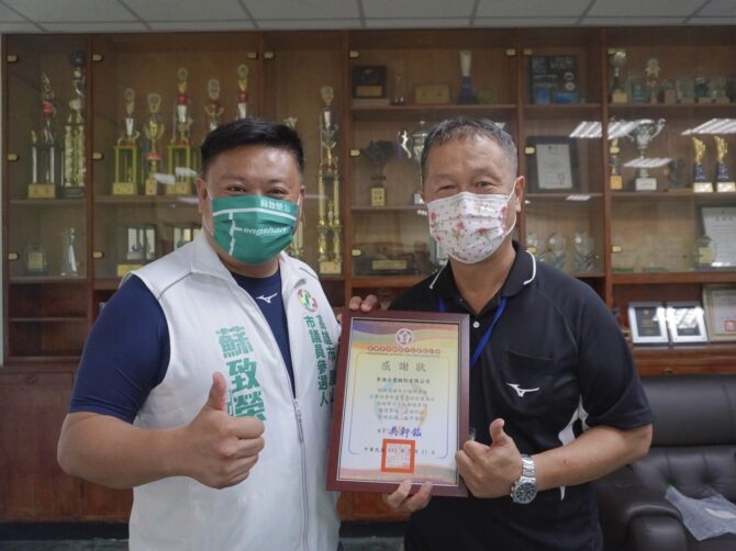 高雄少棒隊出征世錦賽 蘇致榮媒合公私部門補足經費缺口 為高雄囝仔找資源