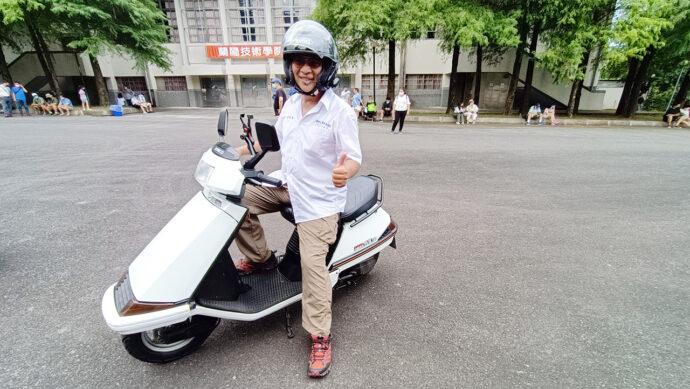 影音/蘭陽技術學院停辦　校友齊聚唱校歌