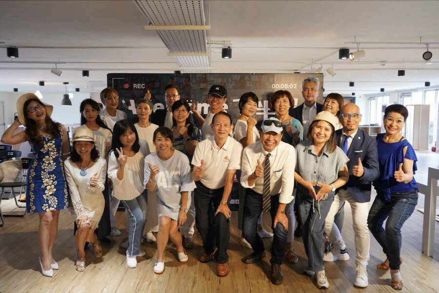 熟齡新風暴 1200歲的網紅培訓營開始了
