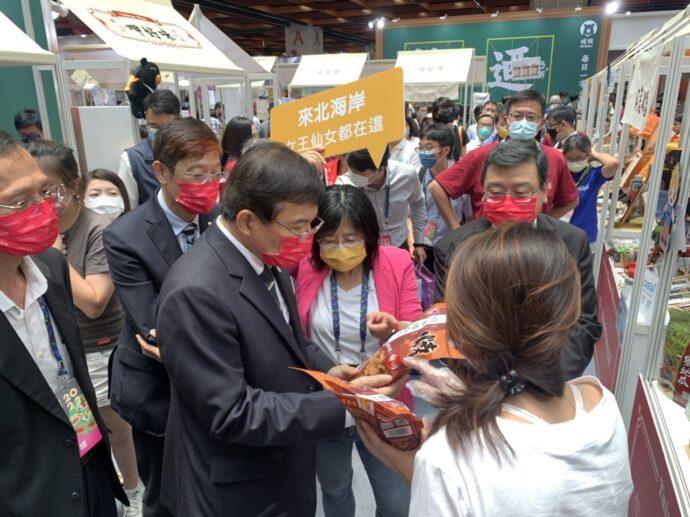 台灣美食展熱鬧開展　皇冠海岸觀光圈特色美食參展逗熱鬧