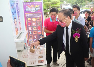 漾新聞|玉山志工基金會捐贈教育局反毒教育行動車到偏鄉通行無阻