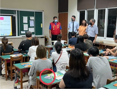 漾新聞|大剌剌公然進入校園拉票遭家長檢舉 劉家榮再度要求李喬如公開道歉