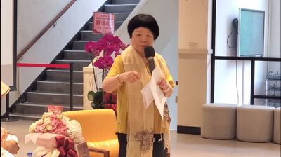 漾新聞|鍾玲與陳素芳對談《我的青芽歲月》牽動個人生命歷程與國史的滄桑
