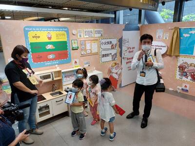 漾新聞|科工館辦三隻小豬防災歷險日常防災雙語特展