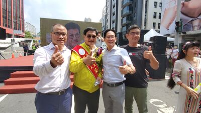 漾新聞|葉匡時現身吳益政競選總部 力挺「最優質議員」吳益政