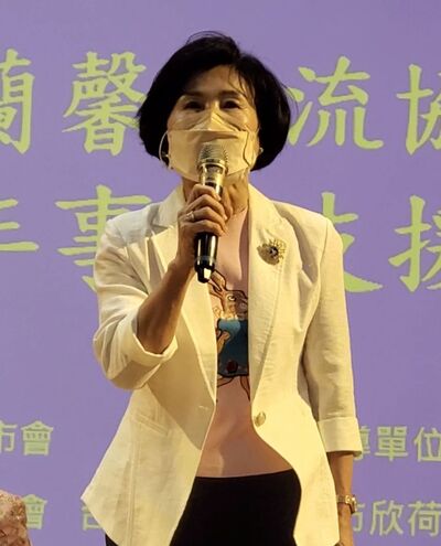 漾新聞|影》國際蘭馨會捐基金給雄商 陳其邁媽媽陳辜美貴分享開補習班幫助年輕人