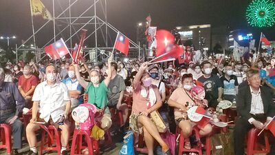 漾新聞|柯志恩首場造勢大會 漢子燕子兔子合體營造勝選氣勢