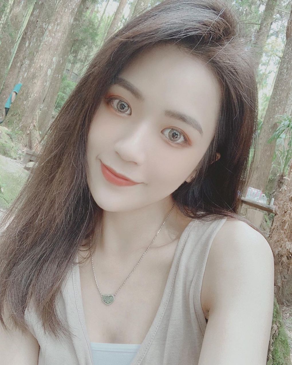 網友私心大推薦的仙女空姐「比比」不只仙還帶點俏皮可愛感：不准妳當仙女只准當我的女神