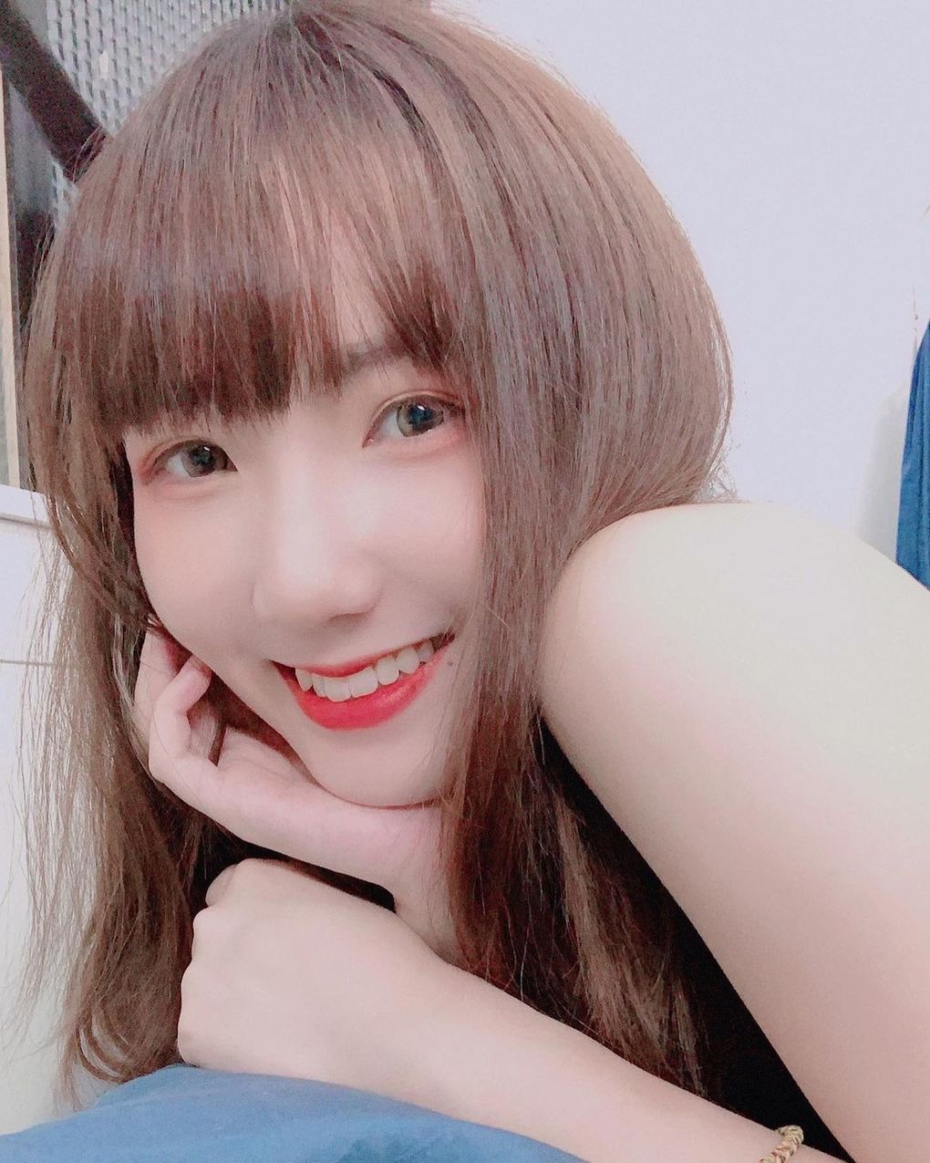 畫畫小天使「櫻花」香港正妹嬌小可愛又溫順跨海來台當直播主與模特兒 台灣的男人有福拉