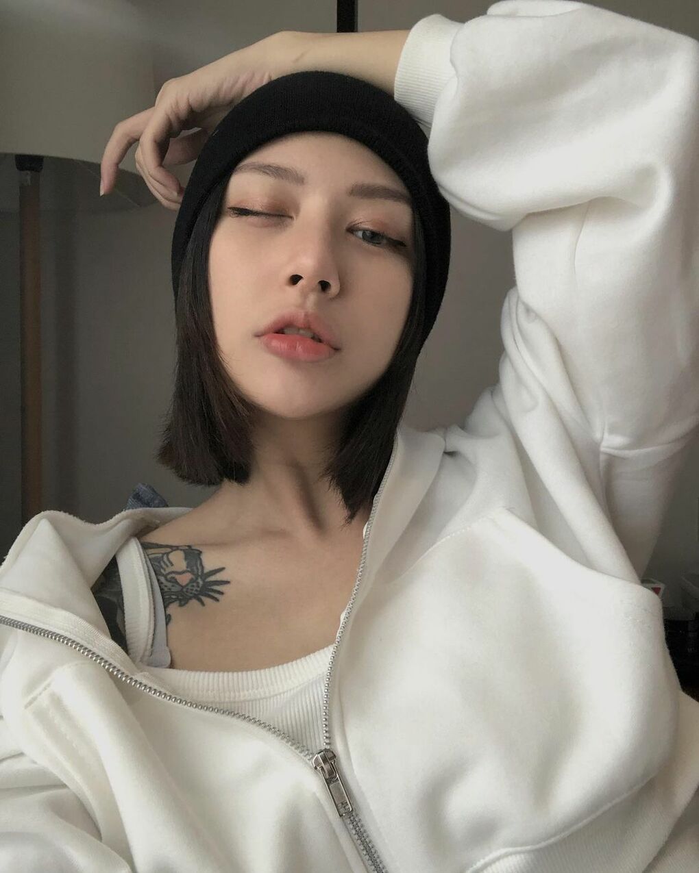 這個世界上還有什麼可以相信！超美時尚媽咪「Dolphne」絕美顏值加超好身材 說是大學生我都相信