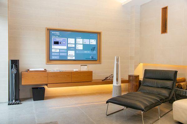 LG 聯手國內頂級飯店 打造「ThinQ Room」智慧旅宿體驗