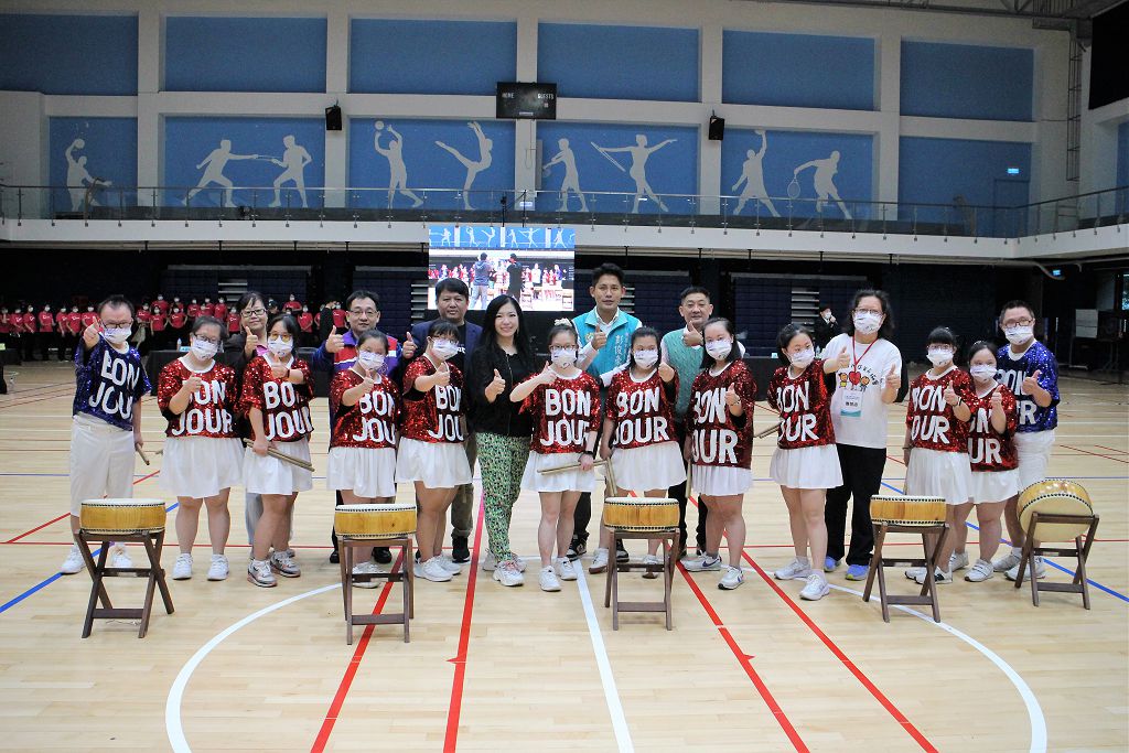 霹靂、國標桃園共舞挺「運動 i 臺灣」　2.0 奧林匹克全民運動會中原大學熱鬧舉行