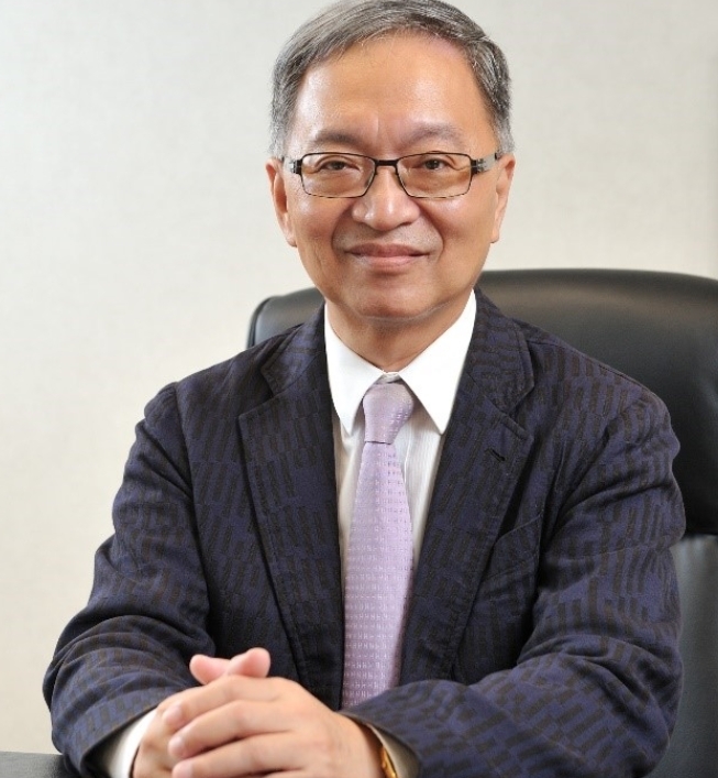 夜奔陳時中競總 薛瑞元澄清：上任百日純聊天