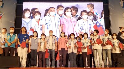 漾新聞|影》柯志恩首場誓師大造勢五萬民眾力挺 柯志恩哽咽發誓一定幫高雄人民拼好日子